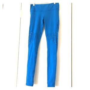 alo yoga west coast legging