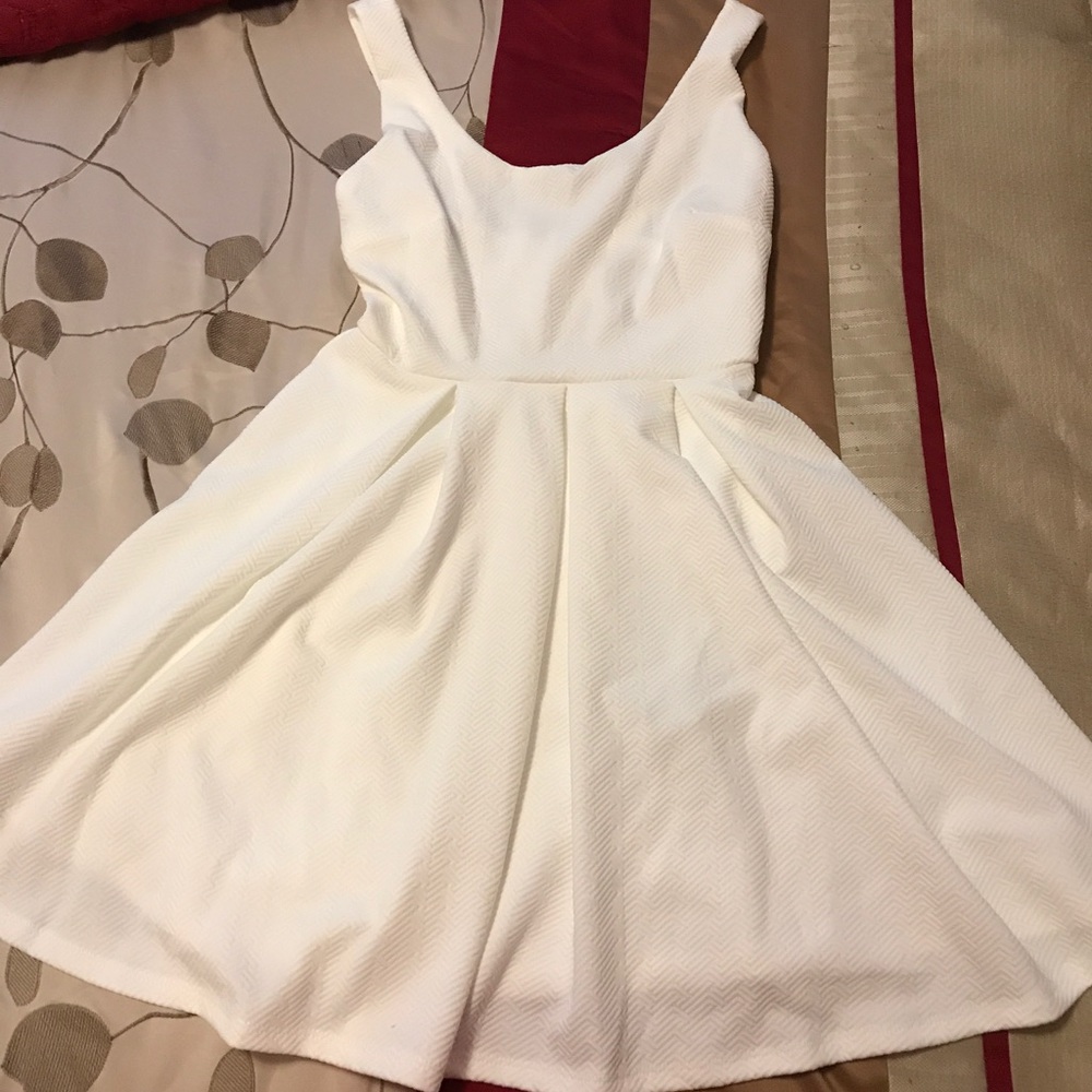❤️White Forever 21 dress❤️