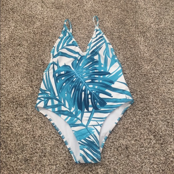 Cupshe Other - Cupshe one piece swimsuit