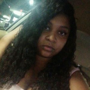 Meet your Posher, Toni