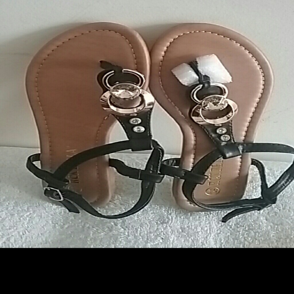 SANDALS SUMMER FLAT SIZE 5.5 M