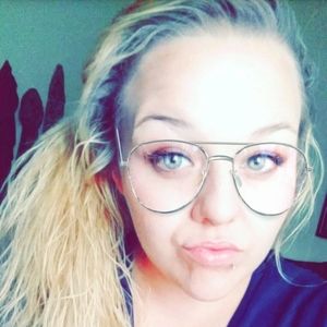 Meet your Posher, Mckenzie