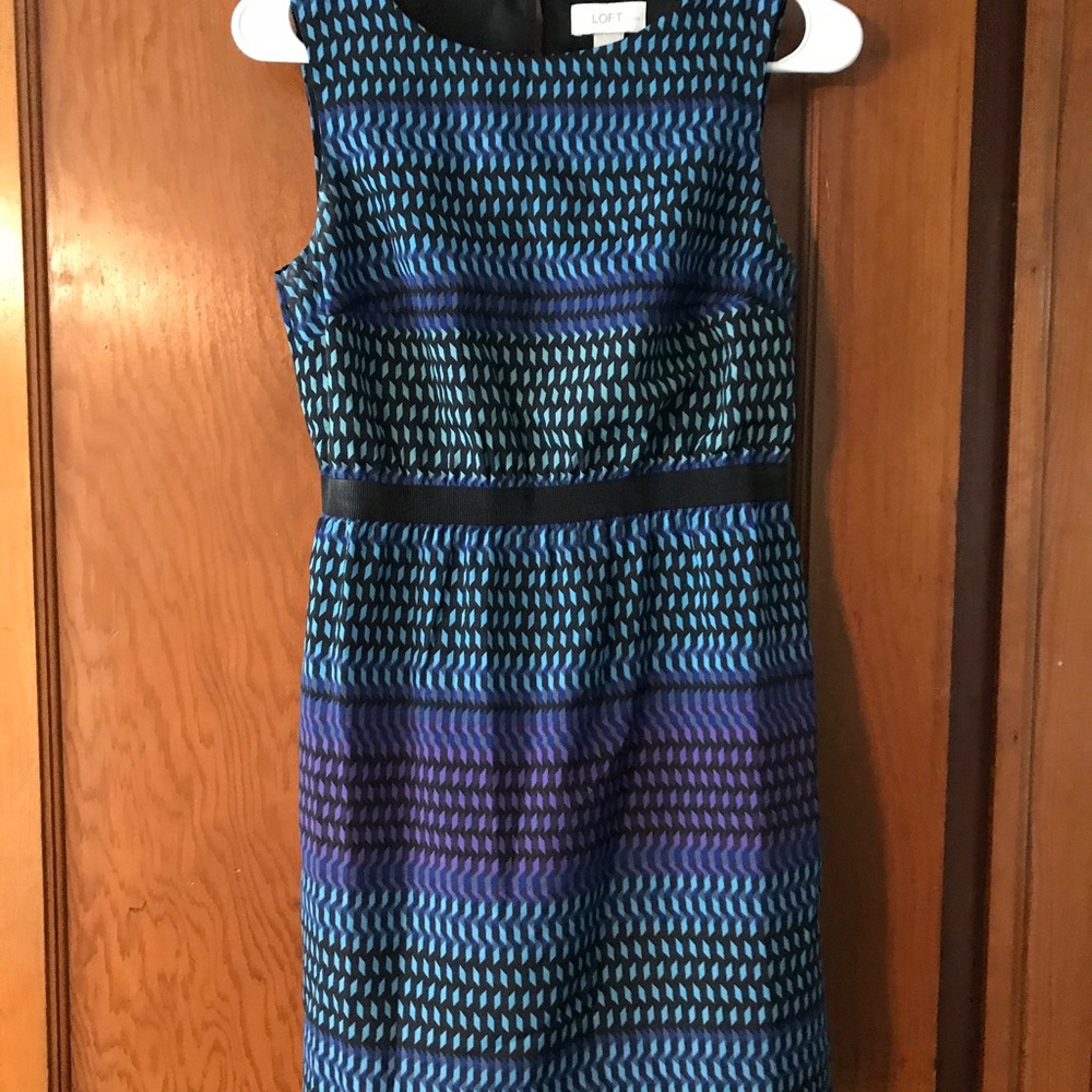 Sleeveless dress