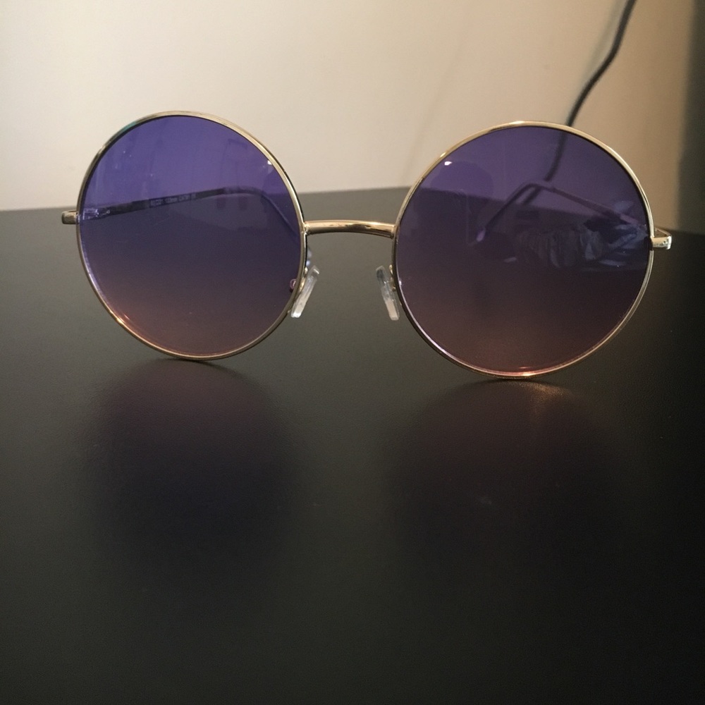 Round Purple Ombré Sunglasses