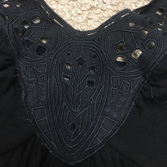 Black BCBG top - Picture 2 of 3