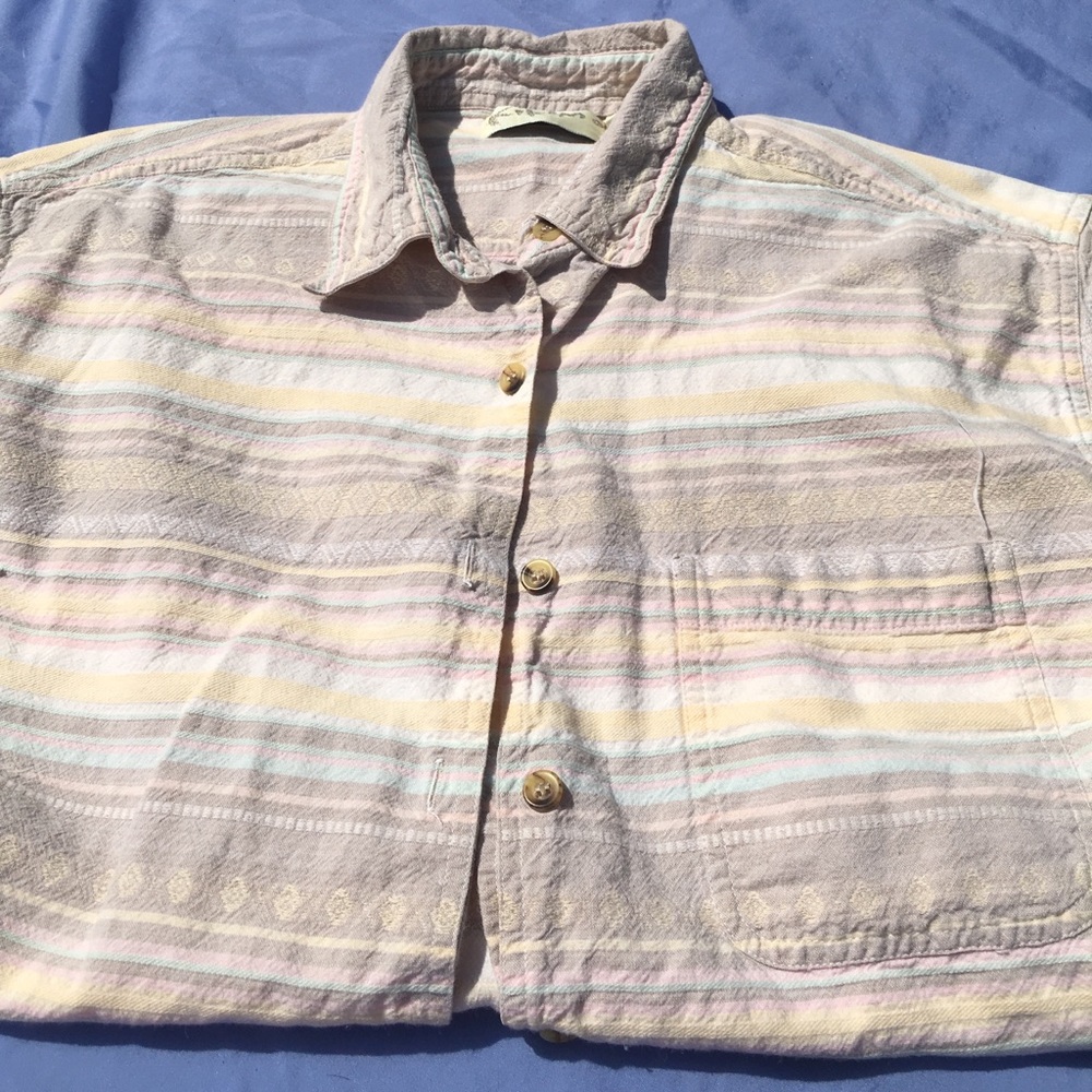 Vintage Button down tshirt