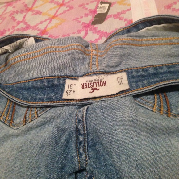 Hollister jeans - Picture 2 of 3