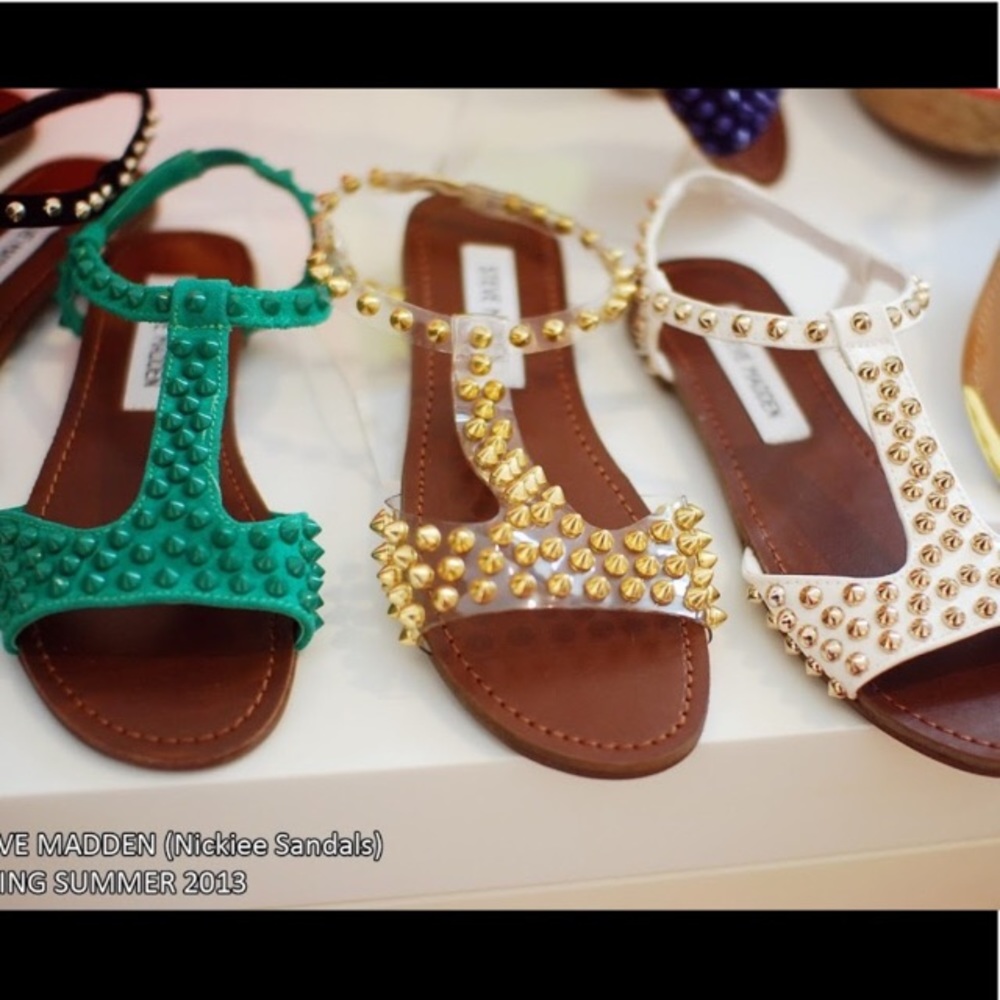 Studded sandals in green, and red
