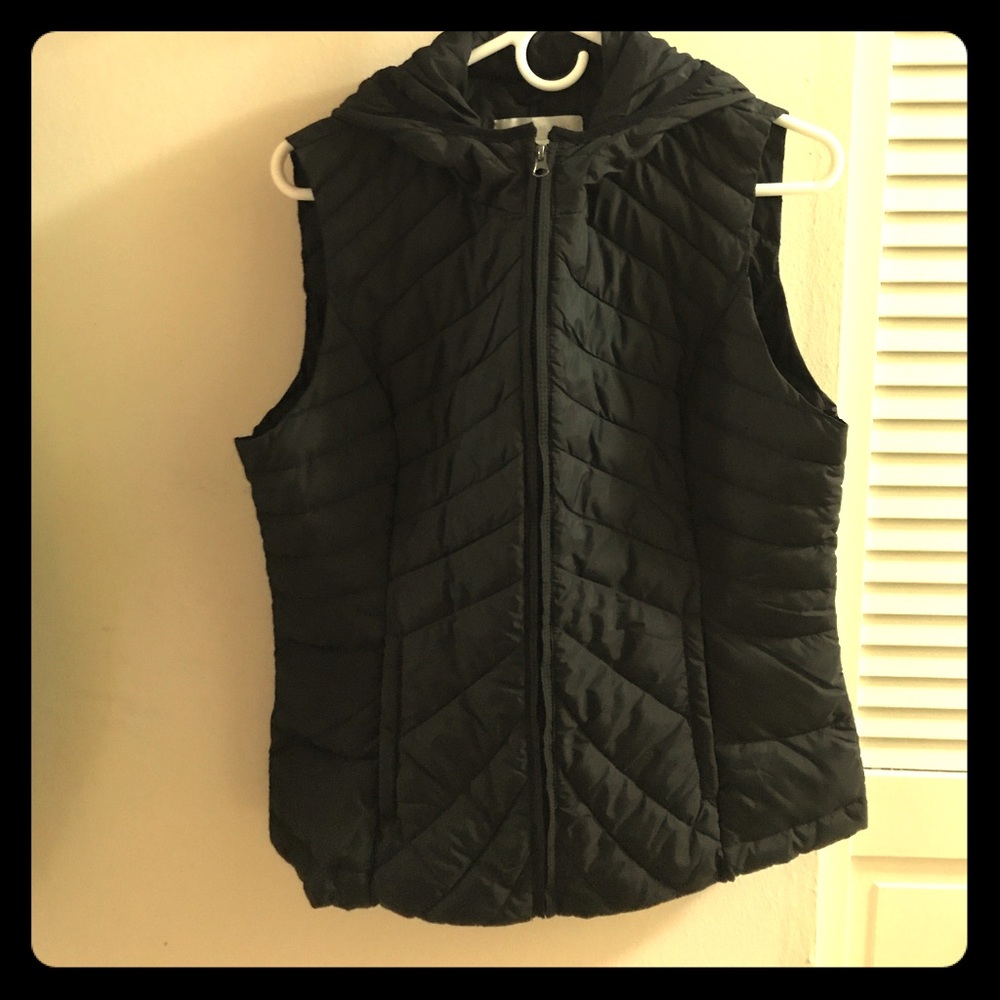 ⭐️LAST CHANCE⭐️ New York & Company Hooded Vest