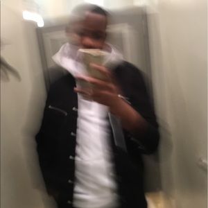 Meet your Posher, Jonathan