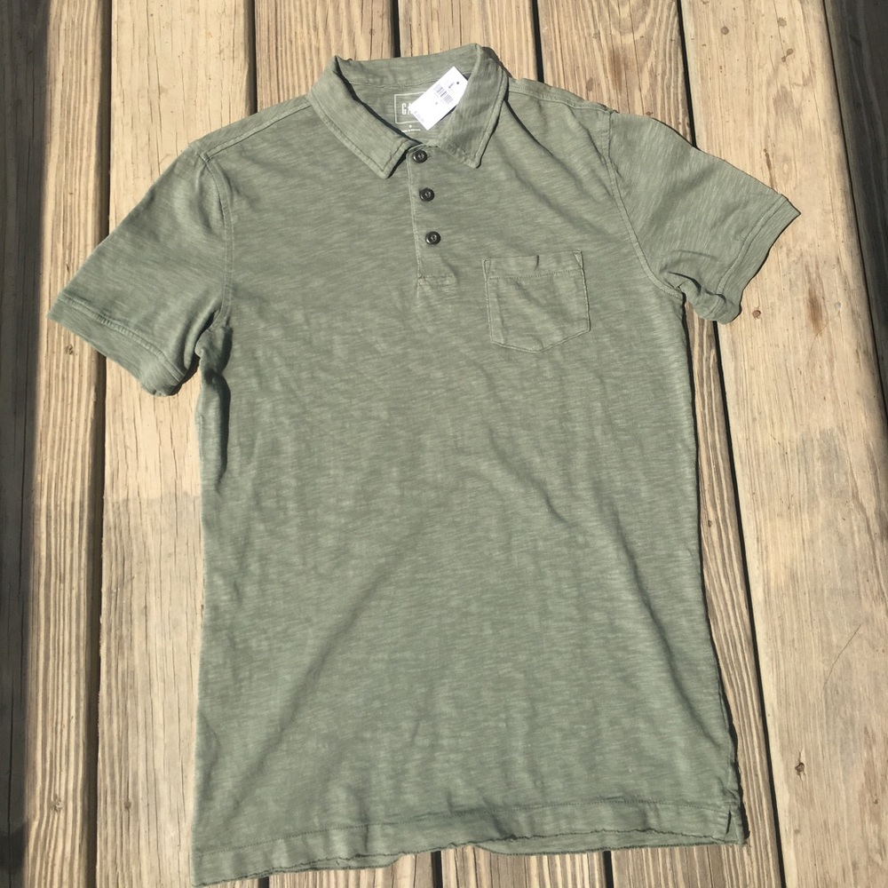 men's small gap shirt
