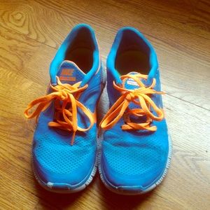 Nike Free Run 3 Sneakers