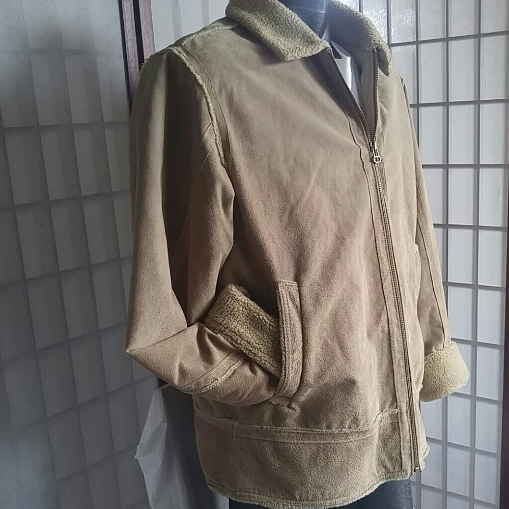 Jacket - Picture 2 of 8