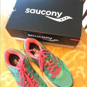 Saucony Guide 9 Everun Running Shoes