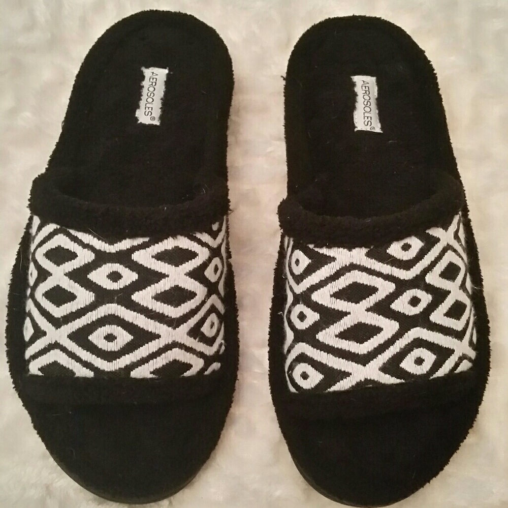 Brand New Aerosoles Slippers