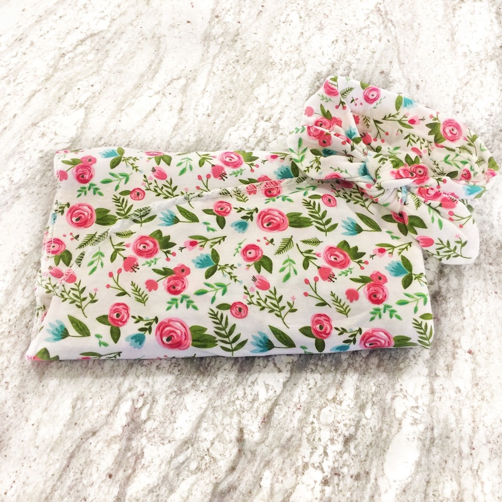 💕NWT baby girl swaddle blanket and headband 💕