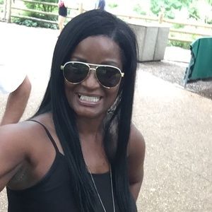 Meet your Posher, Tracee