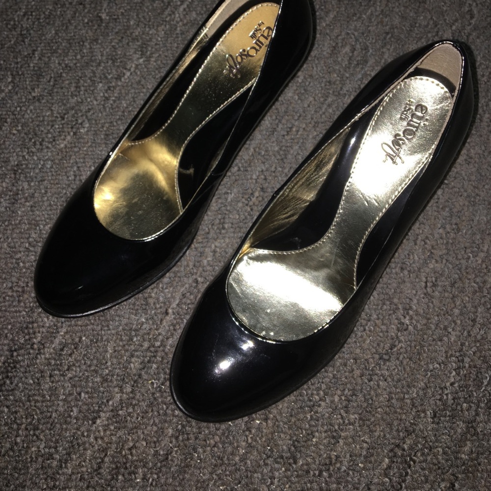 Very Comfortable Söfi heels