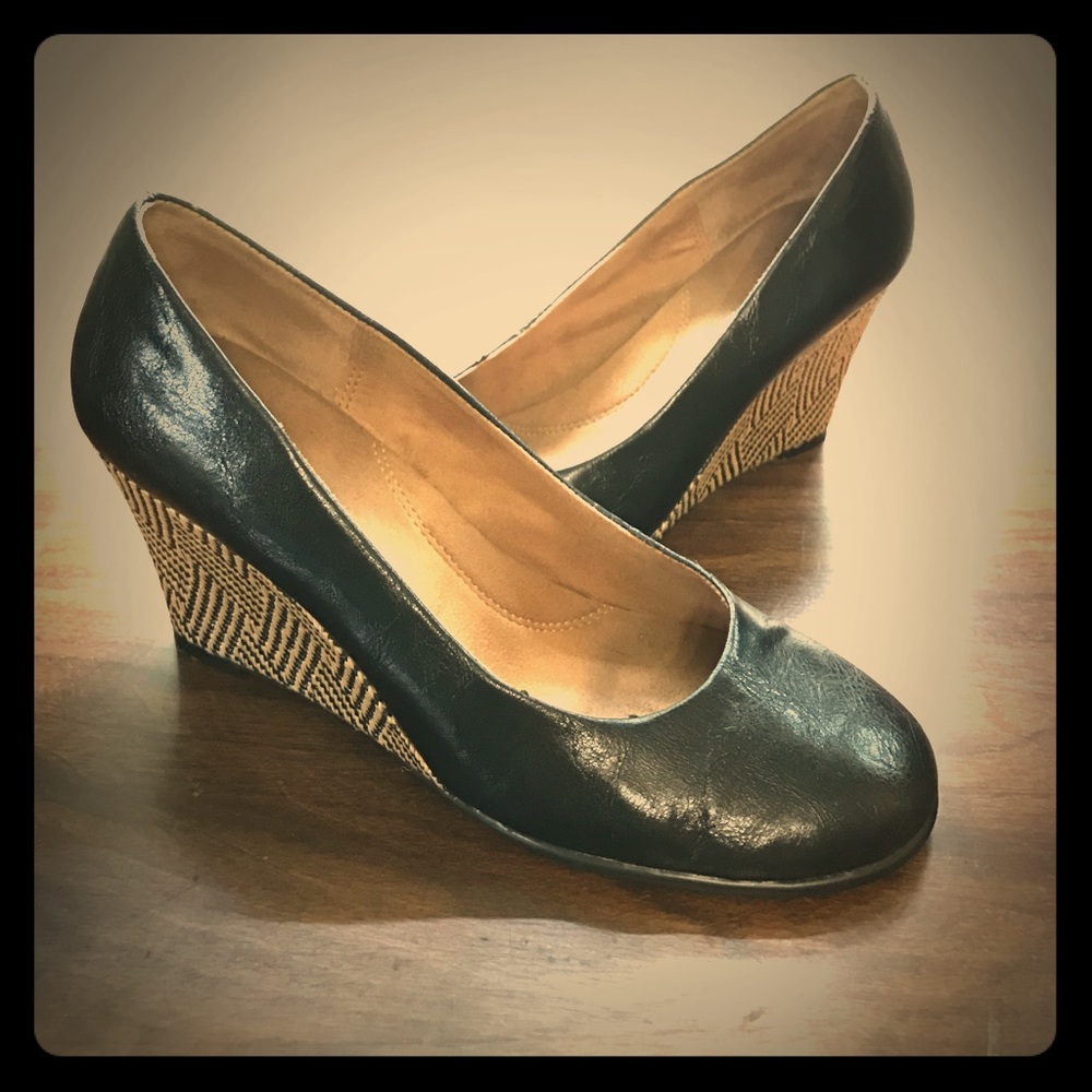 Aerosoles Aztec Wedge