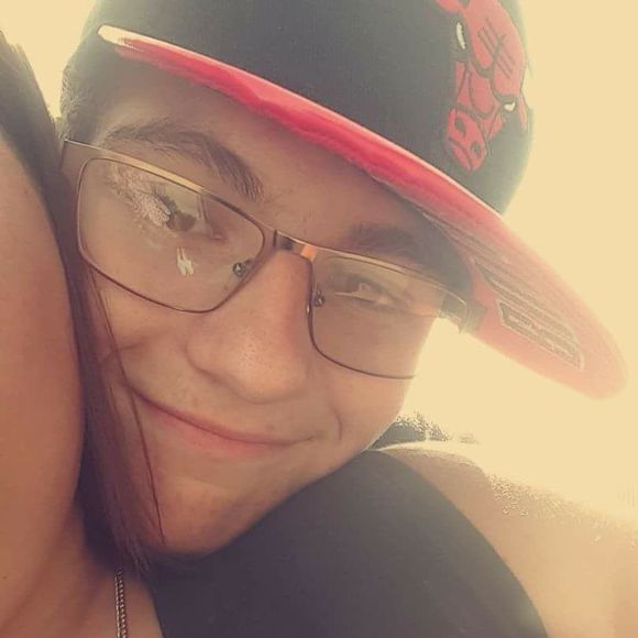 Meet your Posher, Chris - Picture 1 of 1