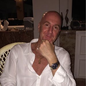 Meet your Posher, Chris