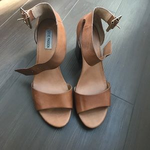 Steve Madden heel size 9