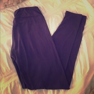 Solid LuLaRoe Purple Leggings OS