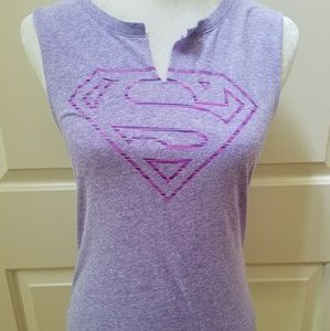 💪UNDER ARMOUR Superman top