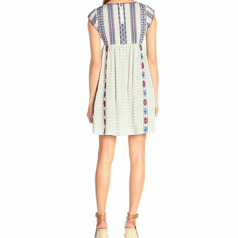 THML Babydoll embroidered Boho dress - Picture 3 of 4