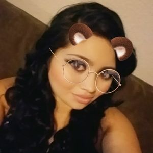 Meet your Posher, Castorena