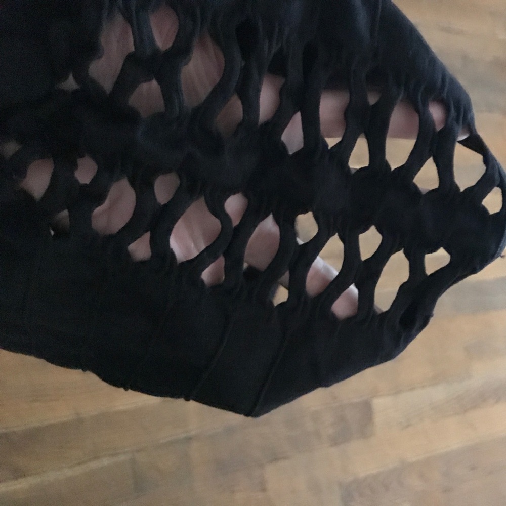 Dress - Picture 3 of 4