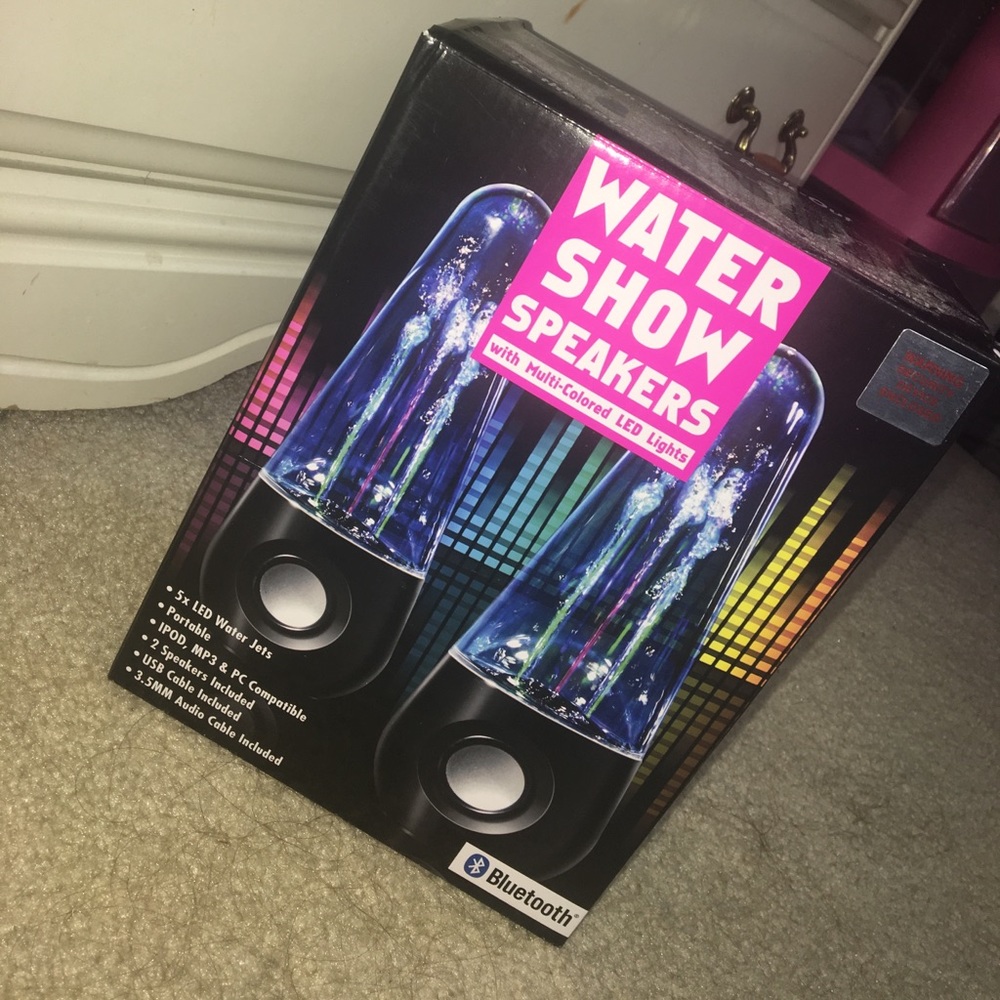 Water speakers