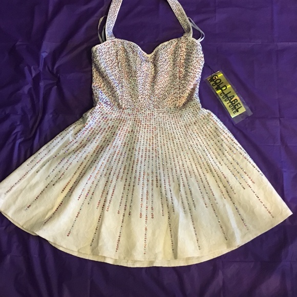 Halter sequin lace dress. - Picture 5 of 9