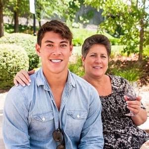 Meet your Posher, Cameron