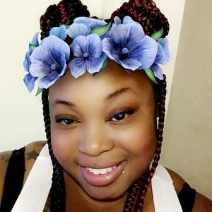 Meet your Posher, Sondra