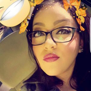 Meet your Posher, Nia