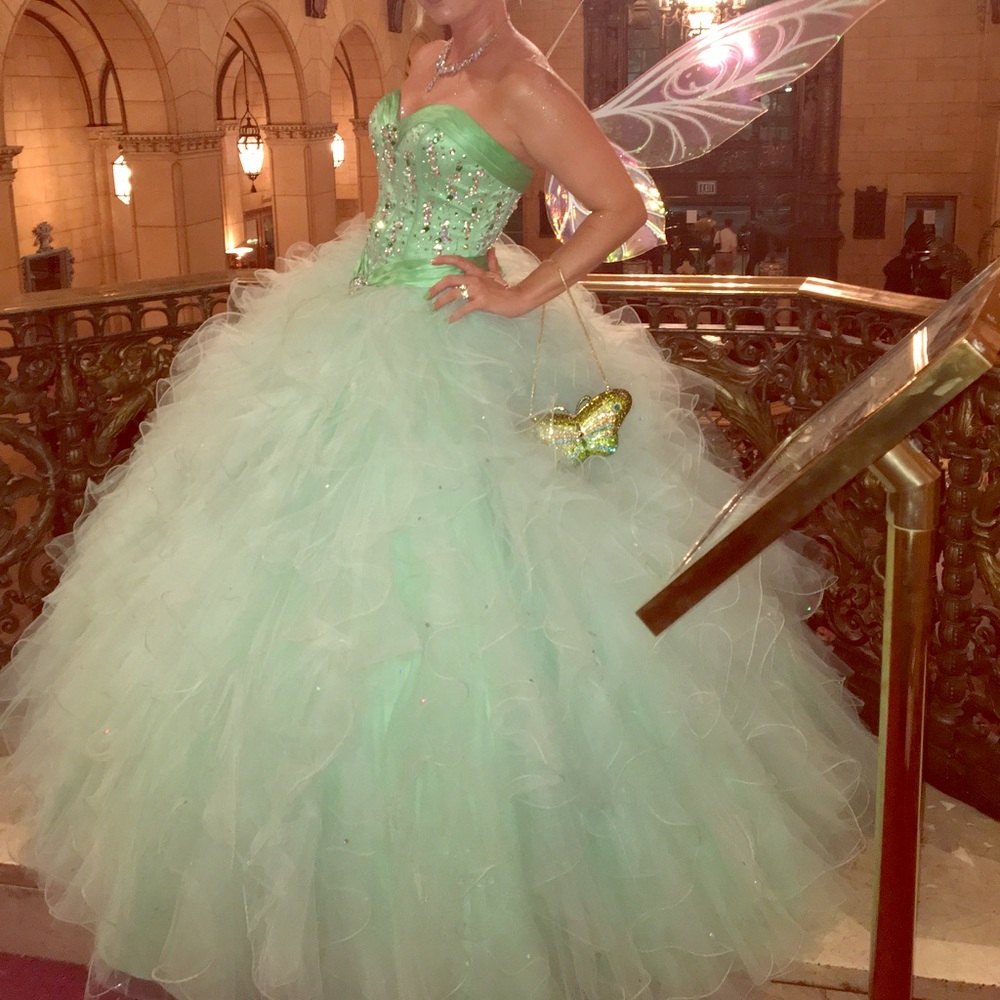 Mint Green Ball Gown Quinceanera Corset Prom Dress
