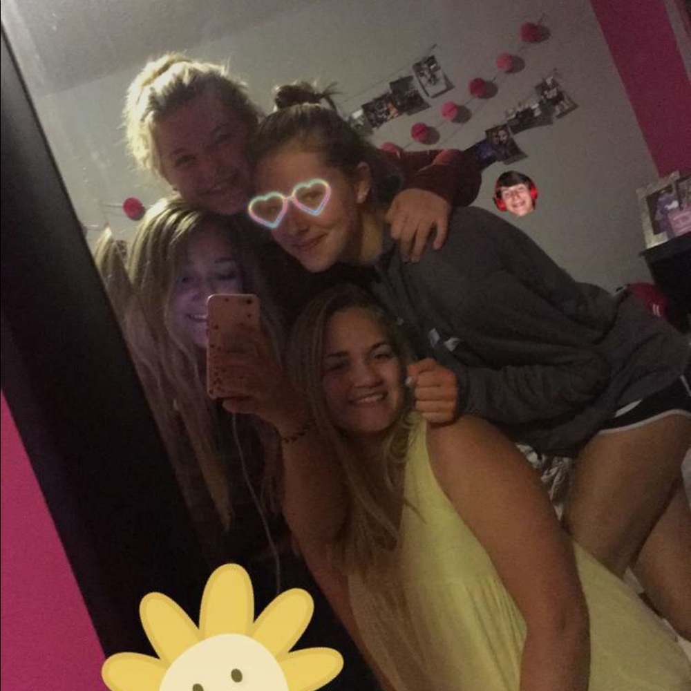 Meet your Posher, Hannah