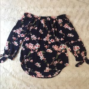 Lila Rose Floral Off the Shoulder Top, Size XS