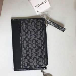 Coach change wallet
