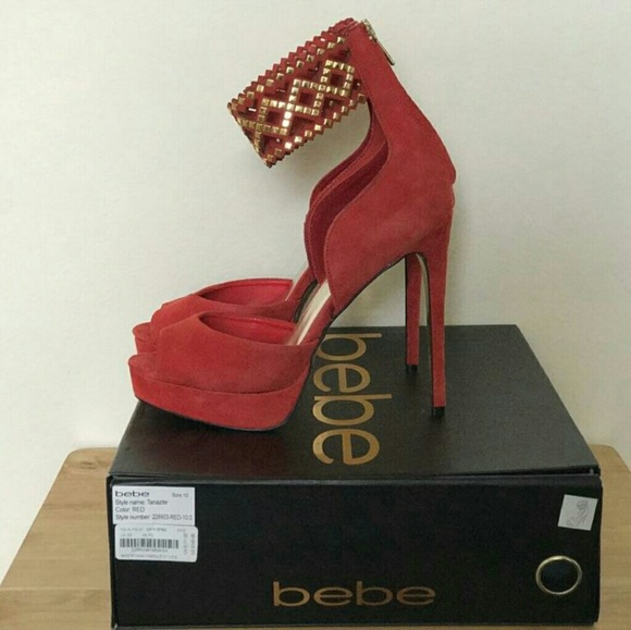 Shoes - Picture 4 of 5