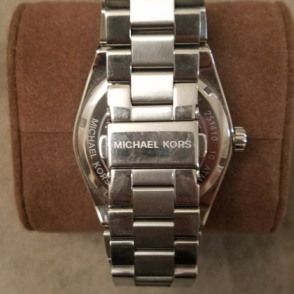 Michael Kors Watch - Picture 3 of 5