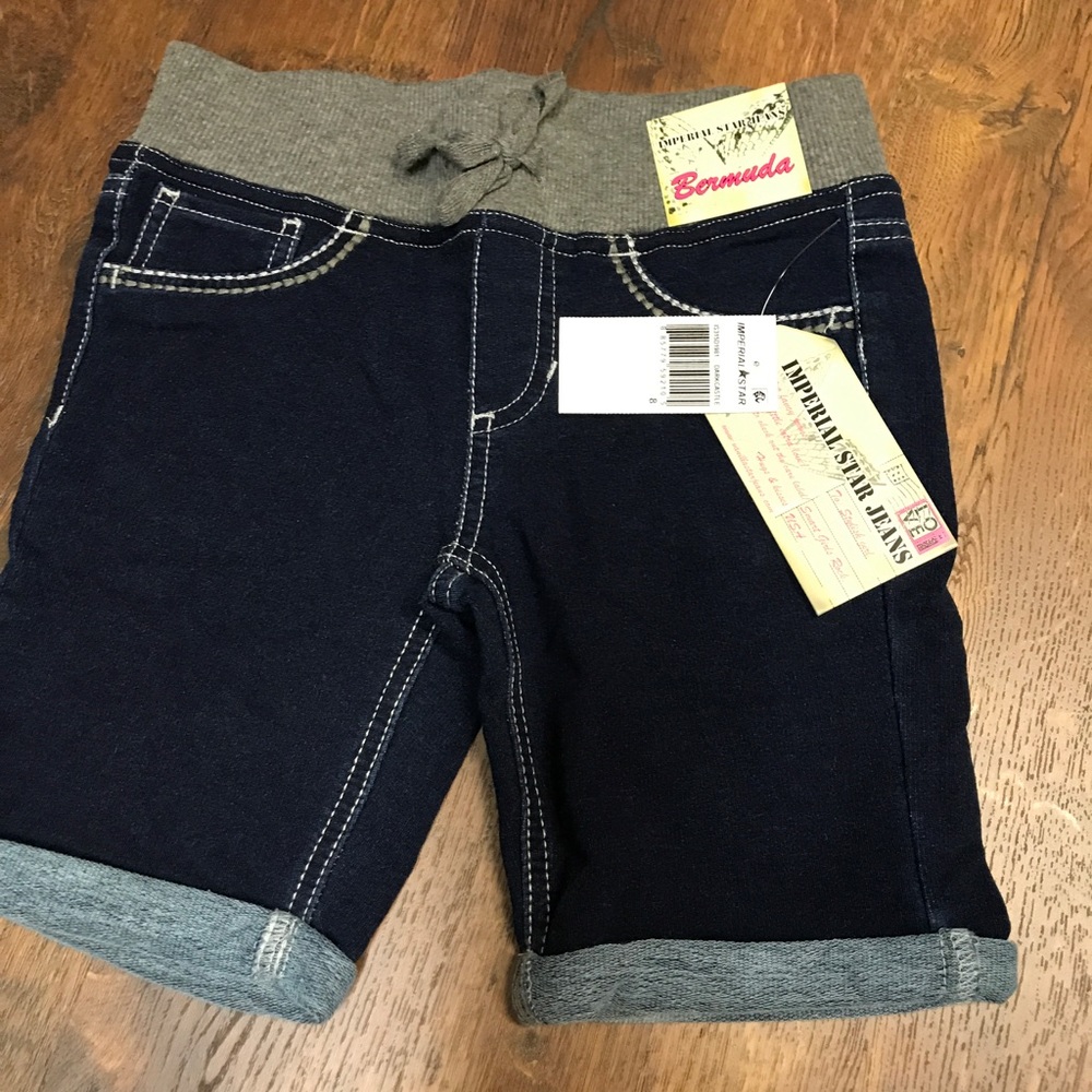 Girls Bermuda Shorts - Size 8