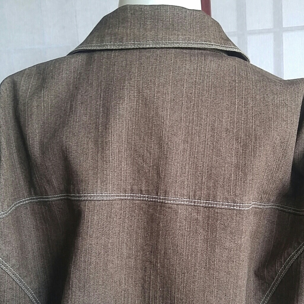 Jacket - Picture 5 of 8