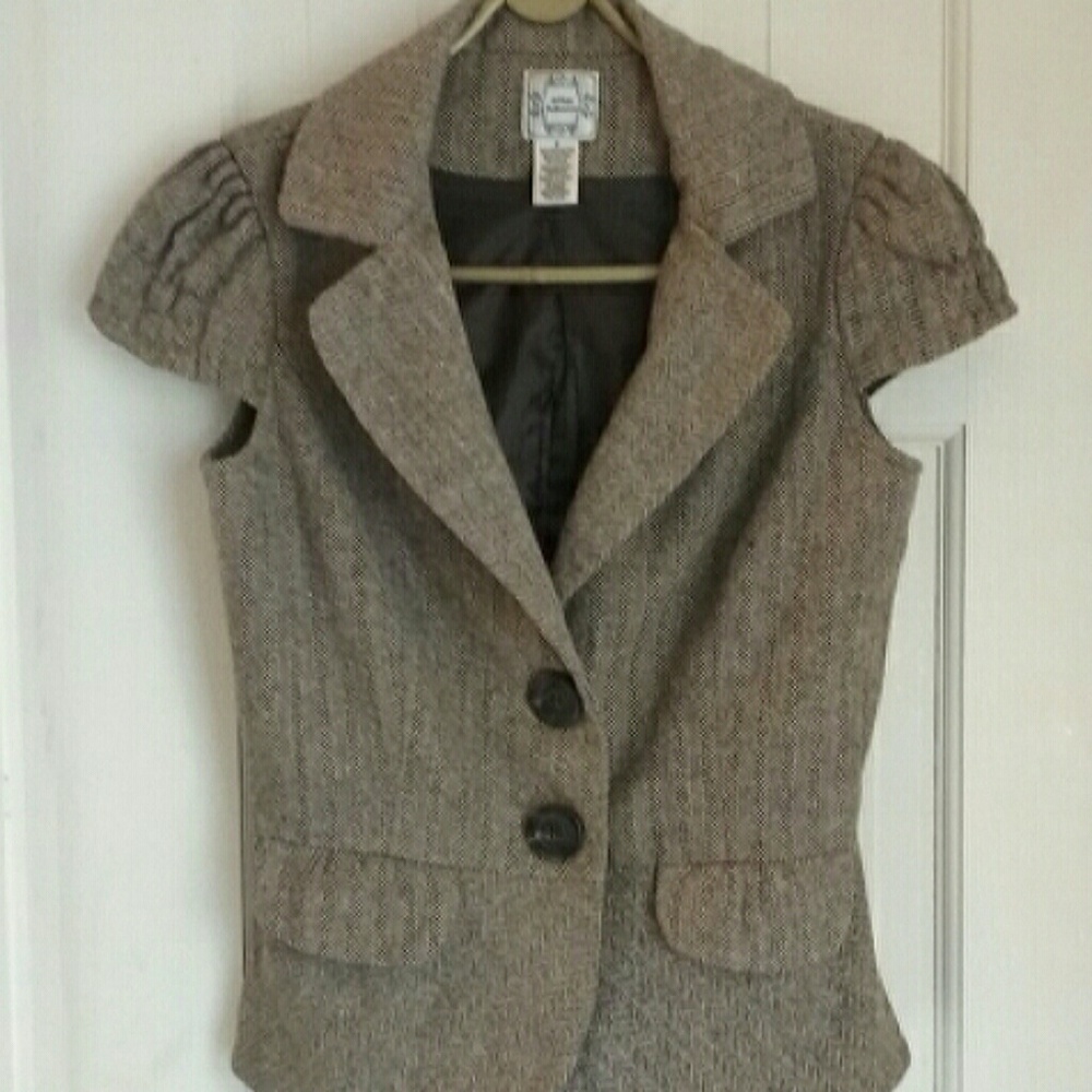 Urban Behavior Cropped Two Button Blazer
