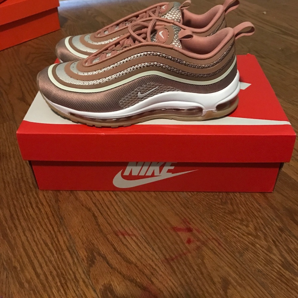 Women's air max 97's size 6.5 never worn