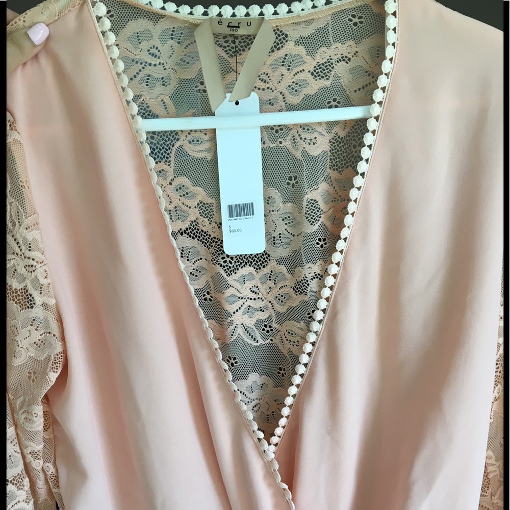NWT Romper - Picture 2 of 6