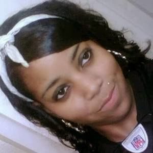 Meet your Posher, Chanel