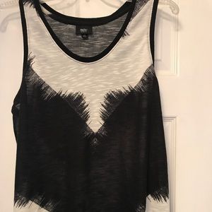 Mossimo sleeveless black/white top