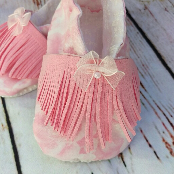 Toddler pink moccasins - Picture 3 of 3
